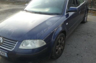 Cremaillere assistee VOLKSWAGEN PASSAT 4