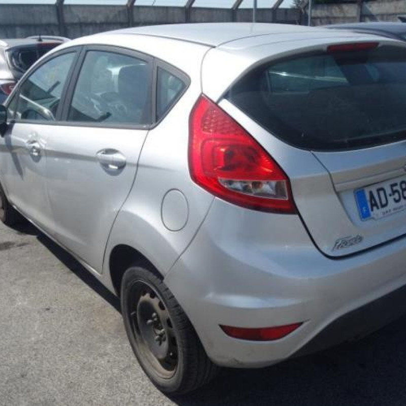 Poignee porte arriere droit FORD FIESTA 6 Photo n°7