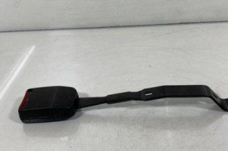 Attache ceinture avant gauche VOLKSWAGEN POLO 3