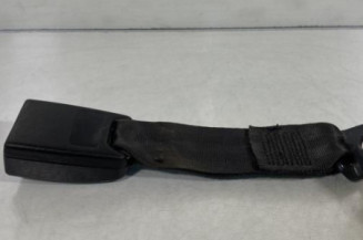 Attache ceinture arriere droit PEUGEOT 206