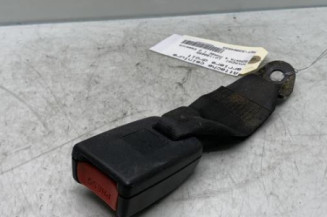 Attache ceinture arriere droit HYUNDAI SONATA 4