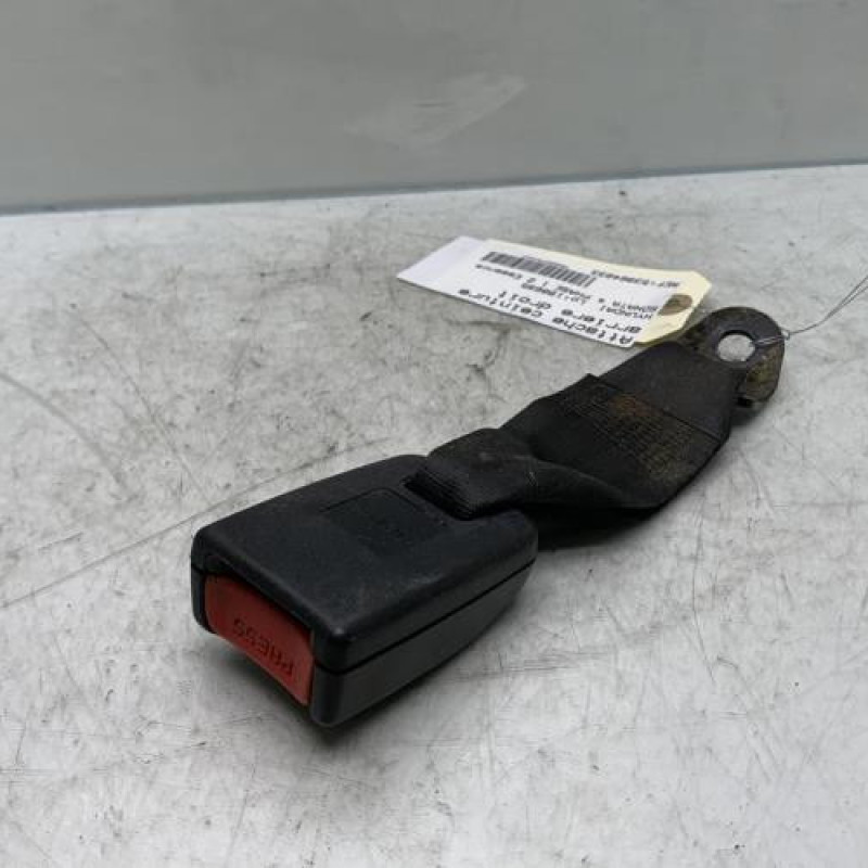 Attache ceinture arriere droit HYUNDAI SONATA 4 Photo n°2