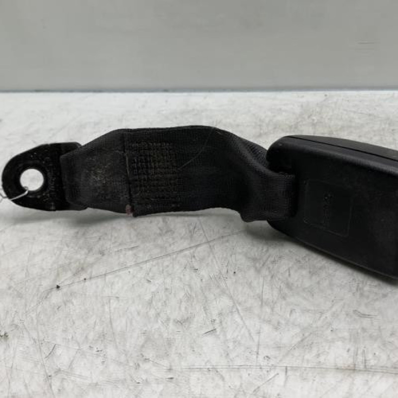 Attache ceinture arriere gauche HYUNDAI SONATA 4 Photo n°3