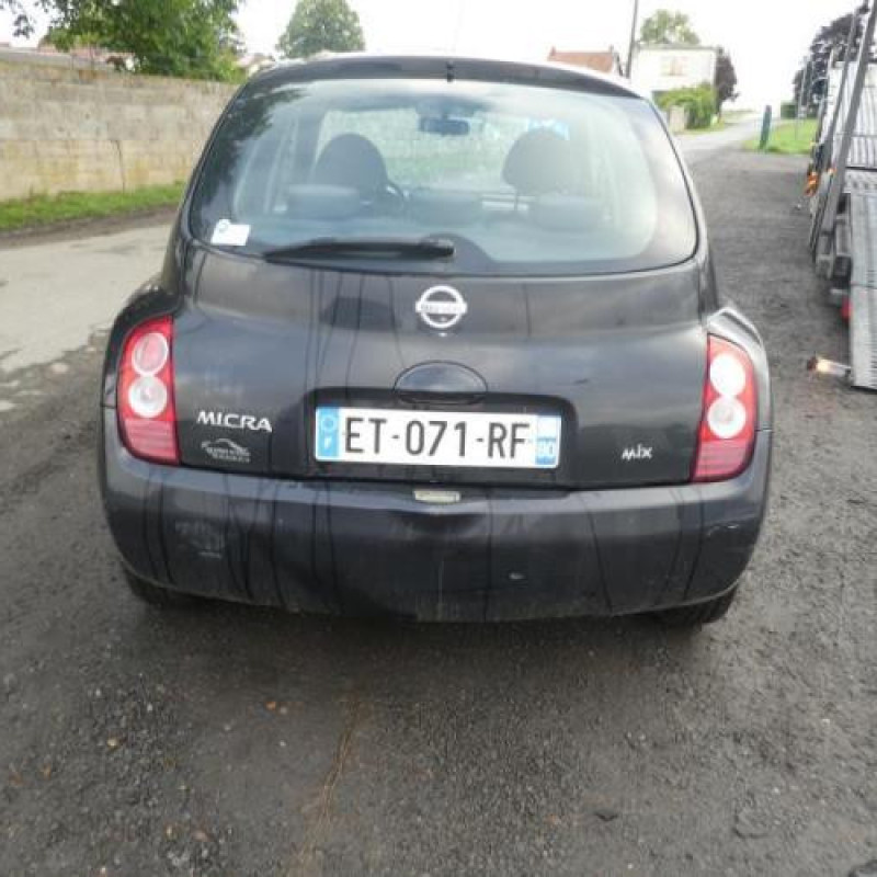 Attache ceinture avant droit NISSAN MICRA 3 Photo n°6