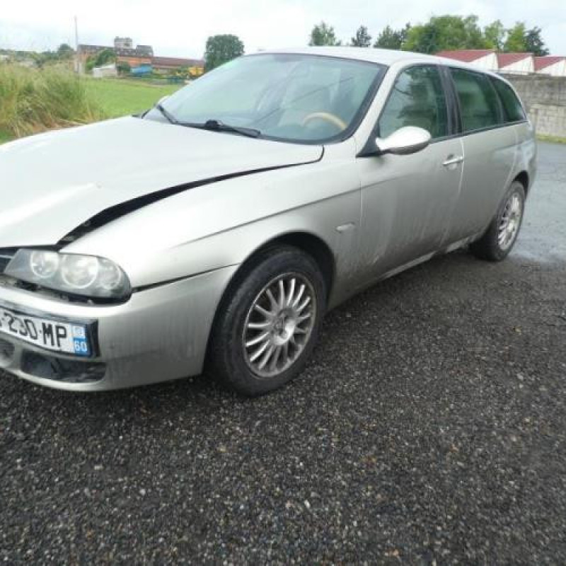 Feu arriere principal gauche (feux) ALFA ROMEO 156 Photo n°2