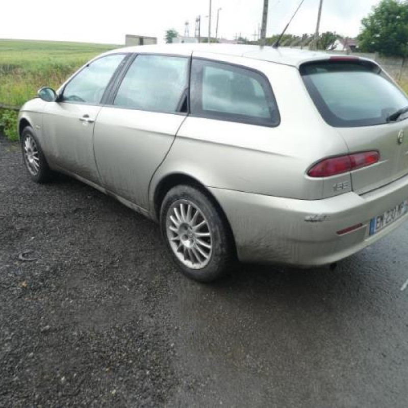 Feu arriere principal gauche (feux) ALFA ROMEO 156 Photo n°5