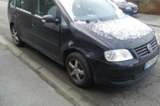 Calandre VOLKSWAGEN TOURAN 1