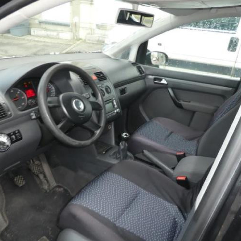 Plage arriere VOLKSWAGEN TOURAN 1 Photo n°6