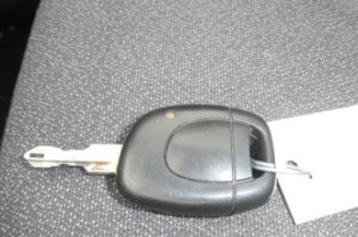 Eclairage de plafonnier RENAULT CLIO 2