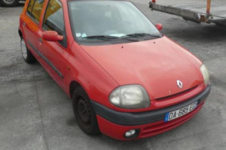 Pare choc avant RENAULT CLIO 2