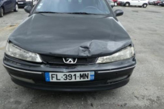 Attache ceinture arriere droit PEUGEOT 406