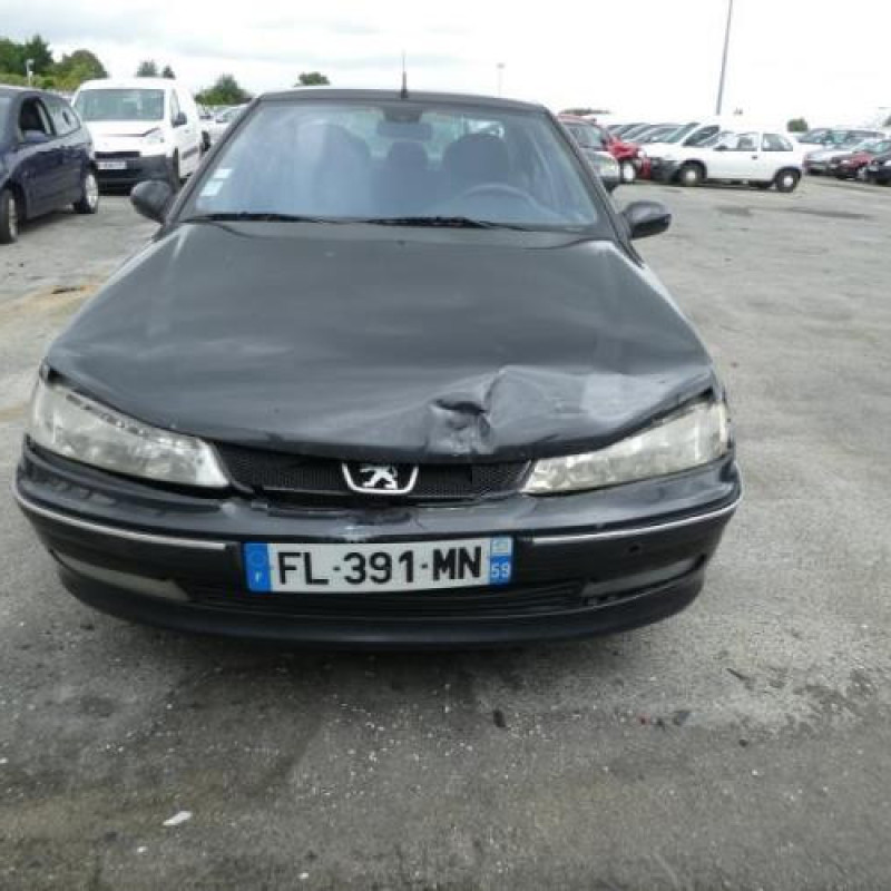 Attache ceinture arriere gauche PEUGEOT 406 Photo n°4