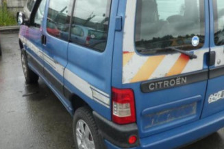 Porte de coffre gauche CITROEN BERLINGO 1