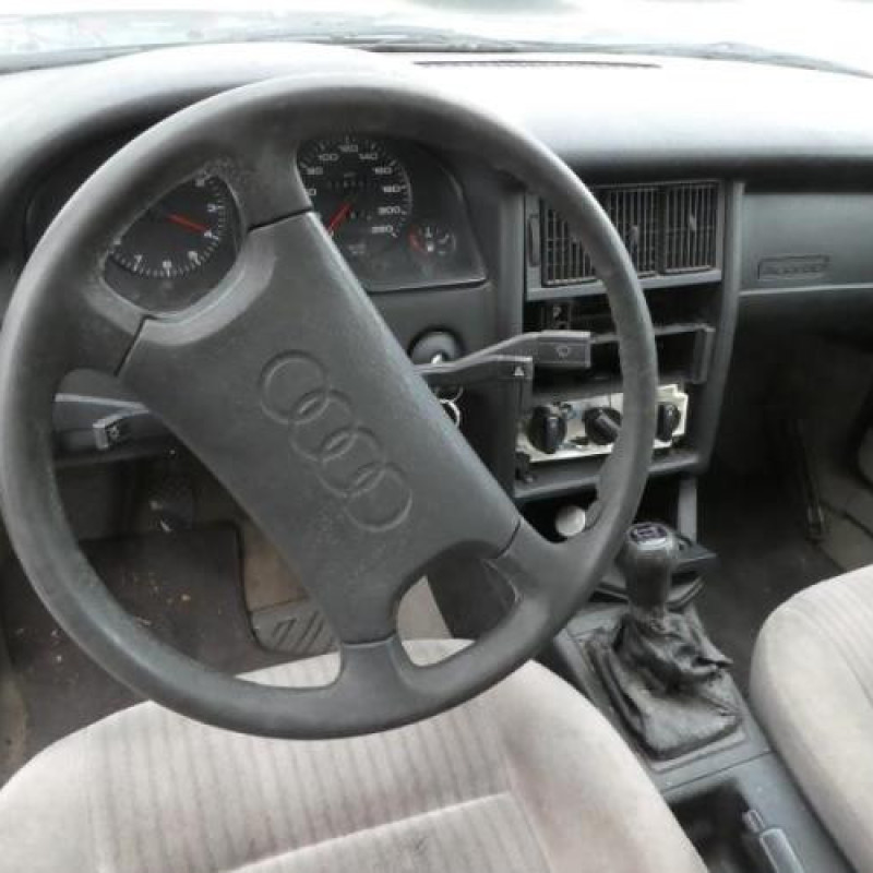 Serrure arriere gauche AUDI 80 3 Photo n°9