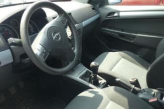 Pompe de direction OPEL ASTRA H