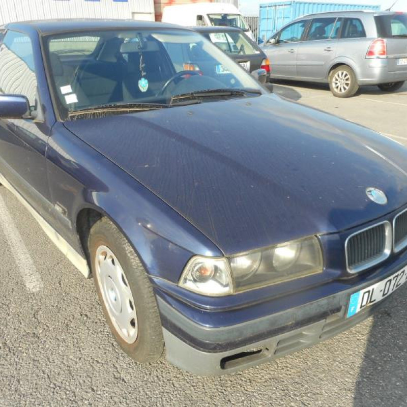 Pare soleil droit BMW SERIE 3 E36 Photo n°4