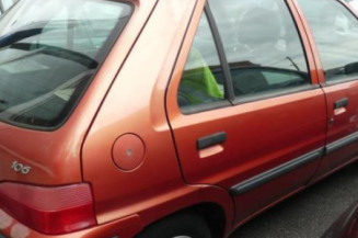 Leve vitre mecanique arriere gauche PEUGEOT 106