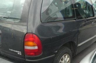 Aile avant gauche CHRYSLER VOYAGER 3