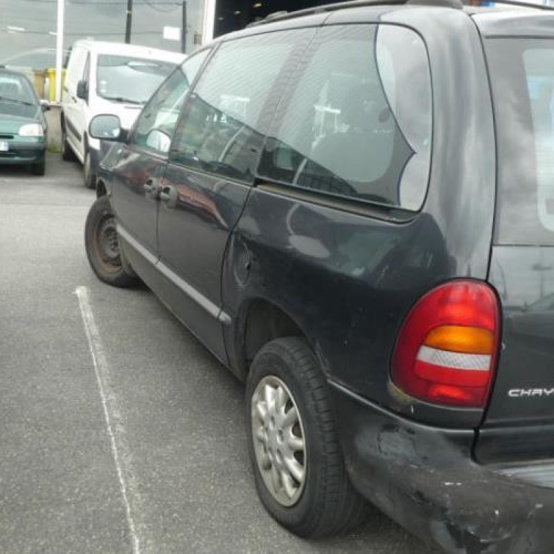 Aile avant gauche CHRYSLER VOYAGER 3 Photo n°9