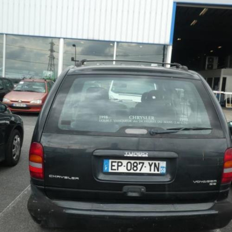 Aile avant gauche CHRYSLER VOYAGER 3 Photo n°10