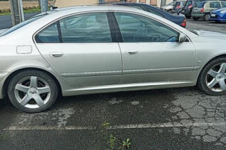 Poignee porte arriere gauche PEUGEOT 607