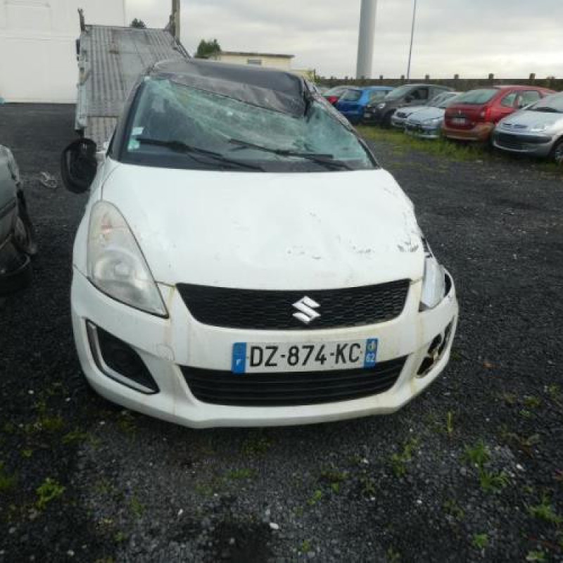 Pompe lave glace avant SUZUKI SWIFT 4 Photo n°4