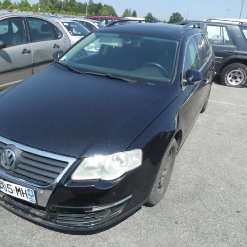 Amortisseur avant droit VOLKSWAGEN PASSAT 5 Photo n°2