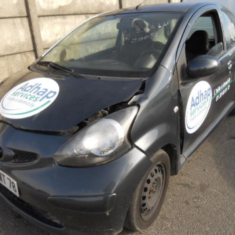 Lunette arriere TOYOTA AYGO 1 Photo n°2