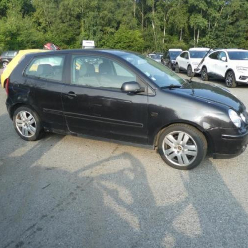 Renfort pare choc arriere (traverse) VOLKSWAGEN POLO 4 Photo n°4