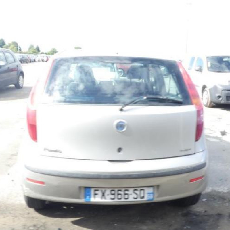 Aile avant gauche FIAT PUNTO 2 Photo n°8