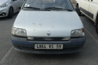 Calandre RENAULT CLIO 1