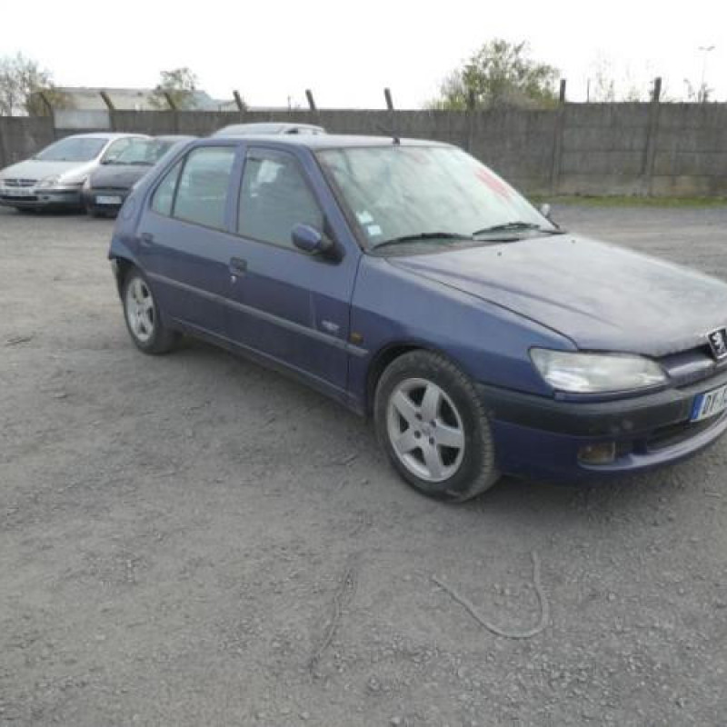 Poignee porte avant droit PEUGEOT 306 Photo n°5