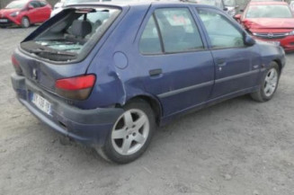 Poignee porte avant droit PEUGEOT 306