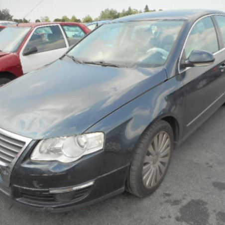 Etrier avant gauche (freinage) VOLKSWAGEN PASSAT 5