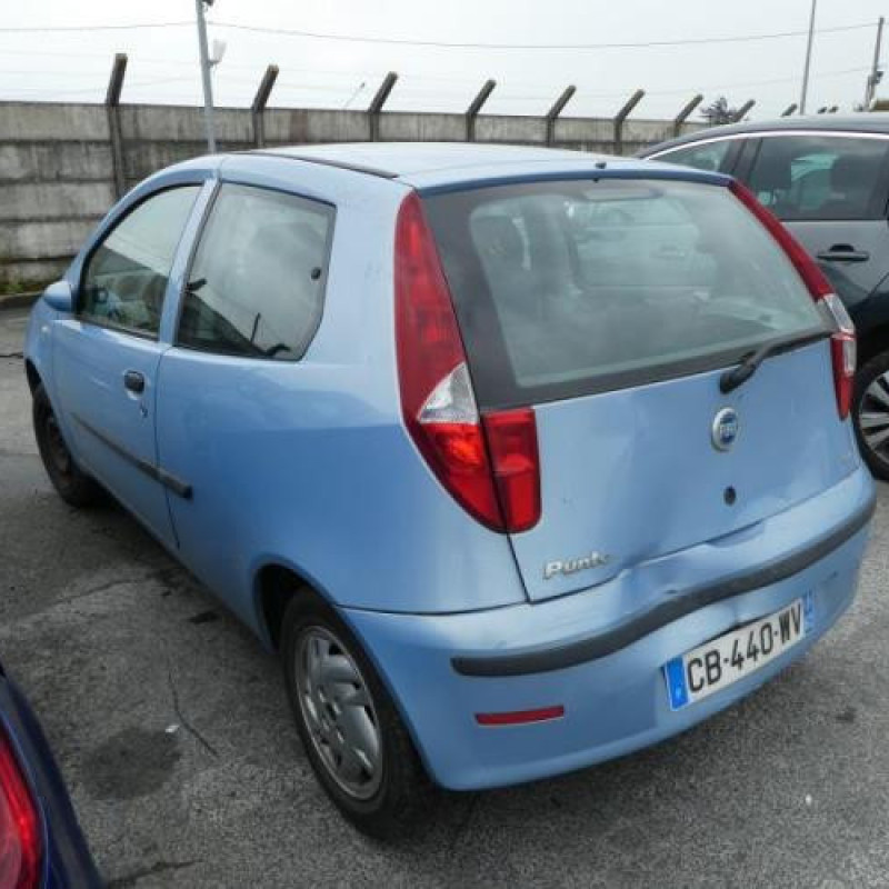 Moteur FIAT PUNTO 2 Photo n°4