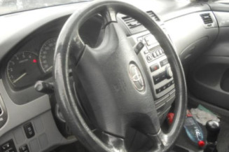 Eclairage de plafonnier TOYOTA AVENSIS VERSO