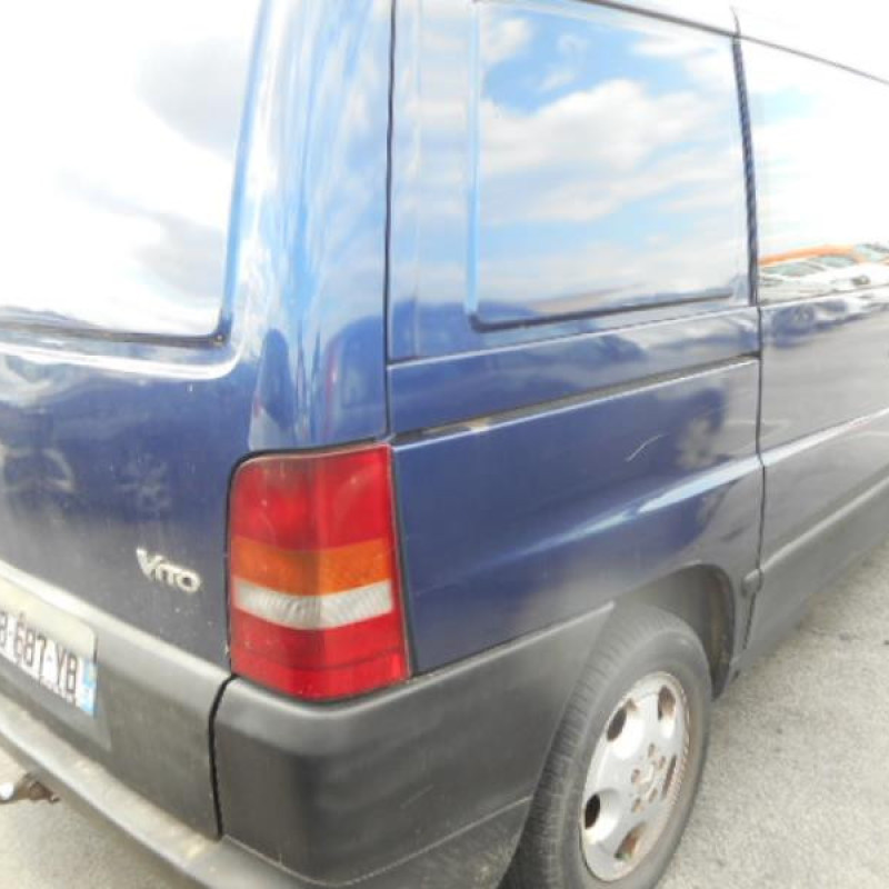 Pompe de direction MERCEDES VITO 638 Photo n°8