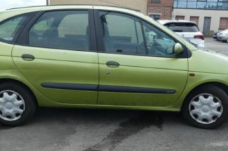 Aile avant droit RENAULT SCENIC 1