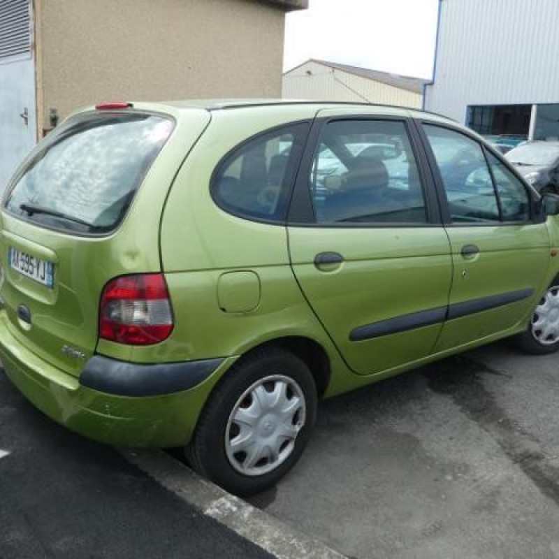 Aile avant droit RENAULT SCENIC 1 Photo n°7