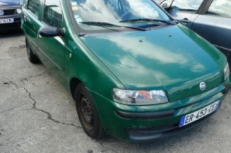 Aile avant droit FIAT PUNTO 2