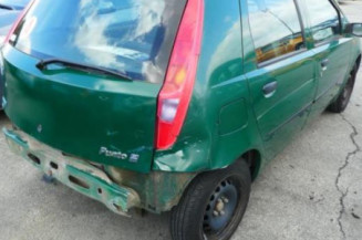 Aile avant droit FIAT PUNTO 2