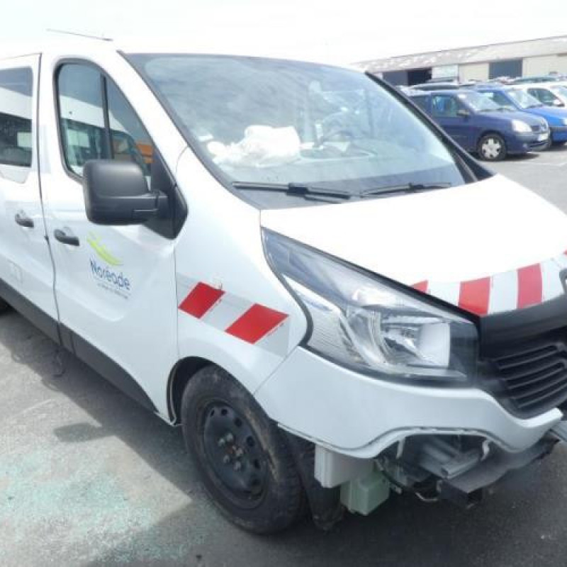 Siege avant droit (banquette double) RENAULT TRAFIC 3 COURT Photo n°2