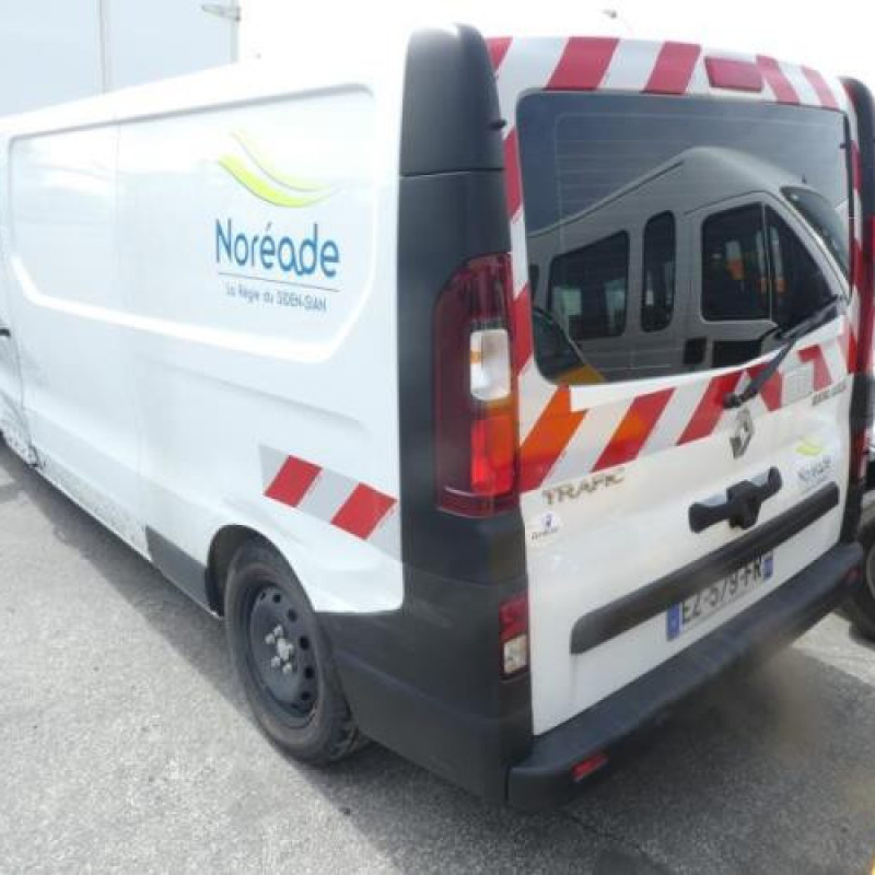 Siege avant droit (banquette double) RENAULT TRAFIC 3 COURT Photo n°4