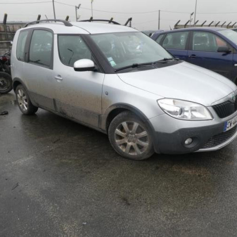 Feu arriere principal gauche (feux) SKODA ROOMSTER Photo n°4