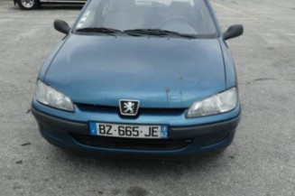 Aile avant droit PEUGEOT 106