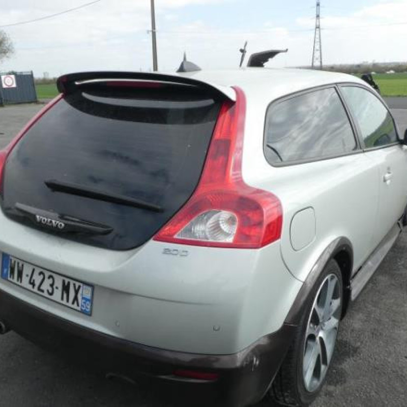 Renfort pare choc arriere (traverse) VOLVO C 30 Photo n°8