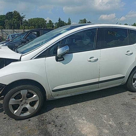 Vitre avant droit PEUGEOT 3008 1