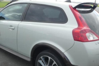 Pretensionneur de ceinture arriere droit VOLVO C 30