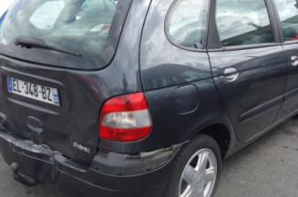 Pompe à carburant RENAULT SCENIC 1