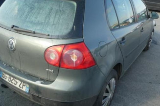 Pare choc arriere VOLKSWAGEN GOLF 5